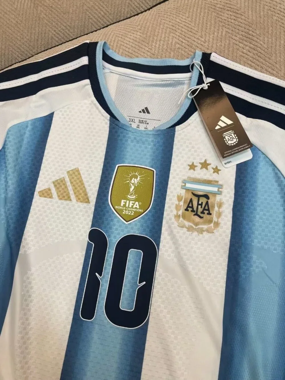 Adidas Argentina National Team 2026 FIFA World Cup No.10 Lionel Messi - Picture 3 of 3